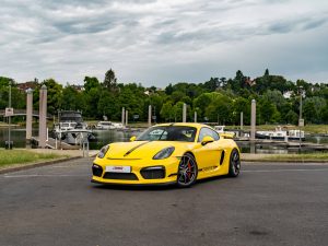 PORSCHE 981 CAYMAN GT4
