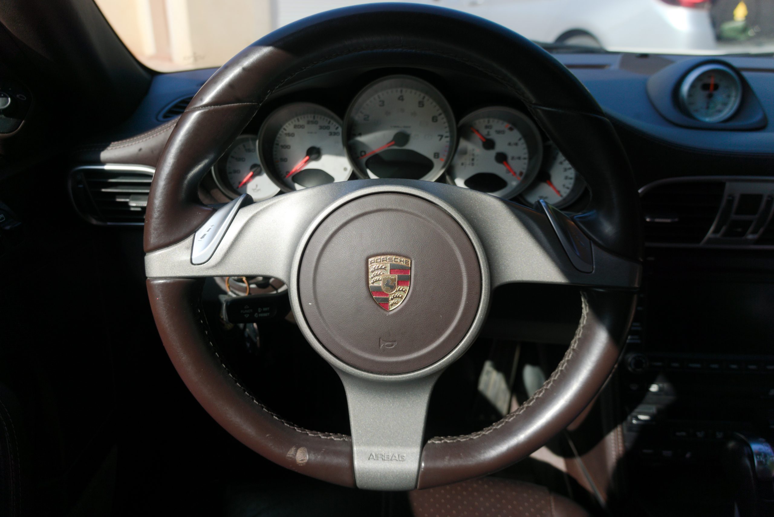 PORSCHE 997.2 CARRERA S – Image 39