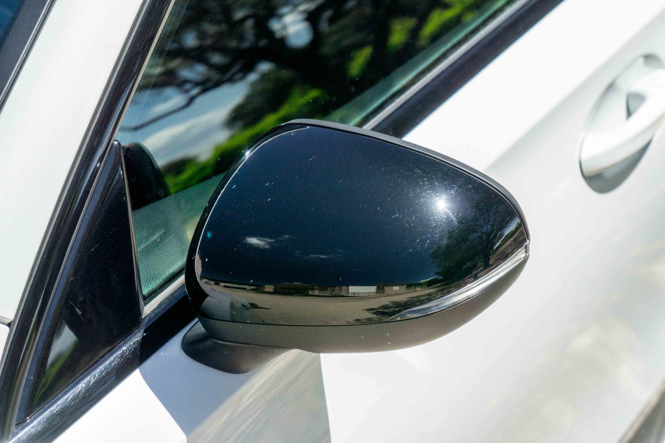 MERCEDES-BENZ A35 AMG – Image 23