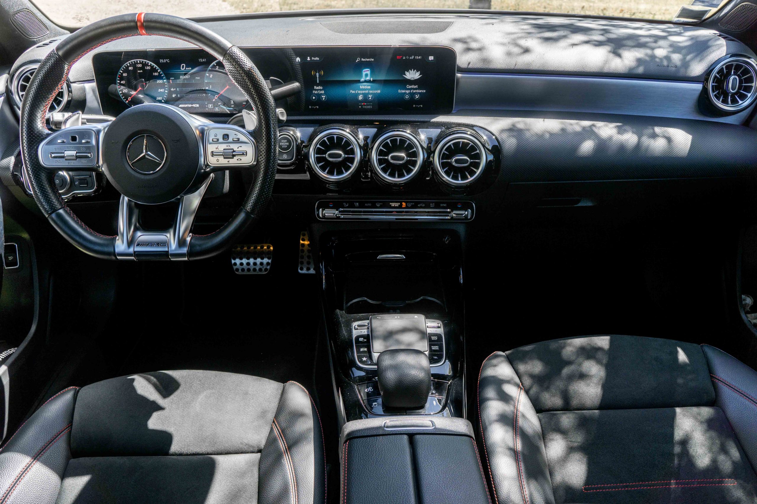 MERCEDES-BENZ A35 AMG – Image 46