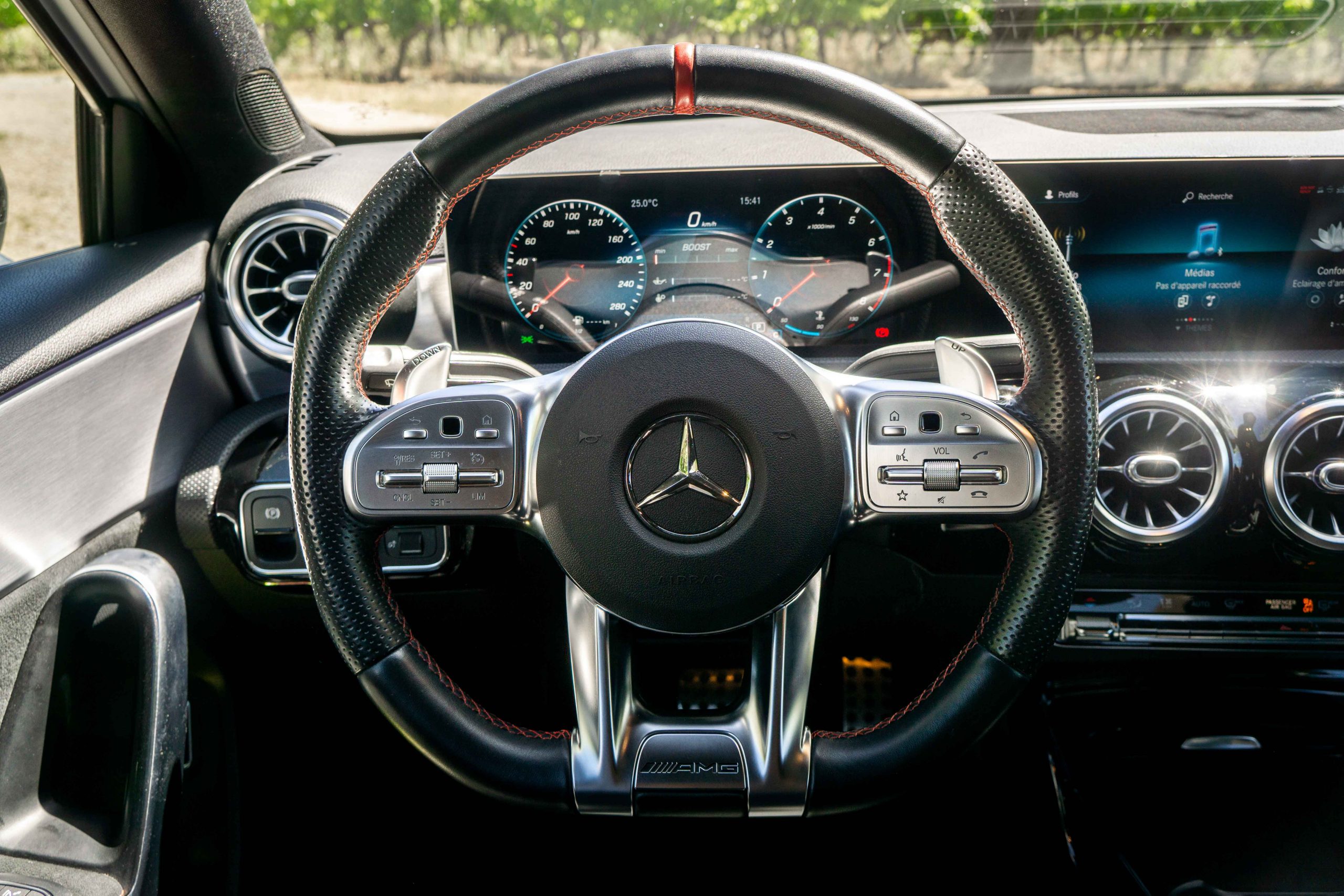 MERCEDES-BENZ A35 AMG – Image 39
