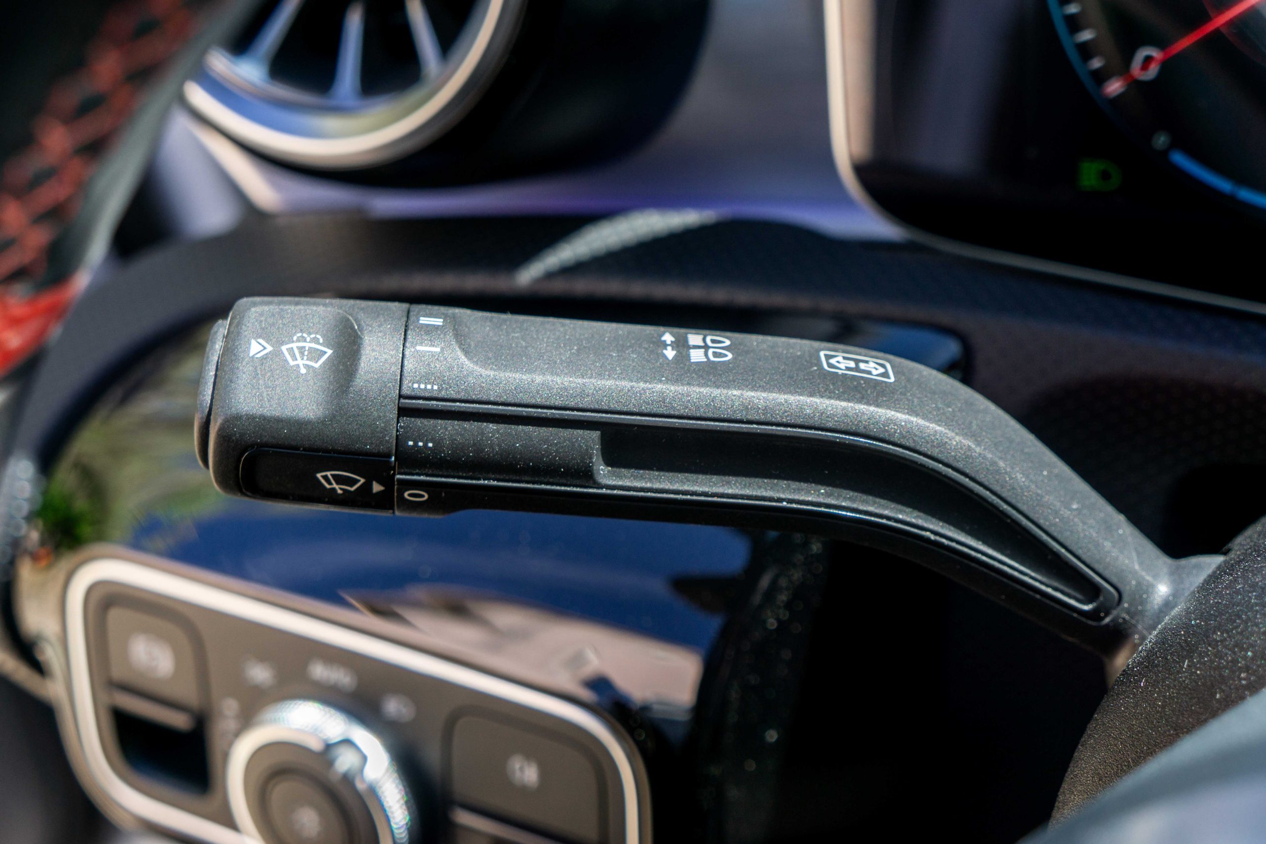 MERCEDES-BENZ A35 AMG – Image 52