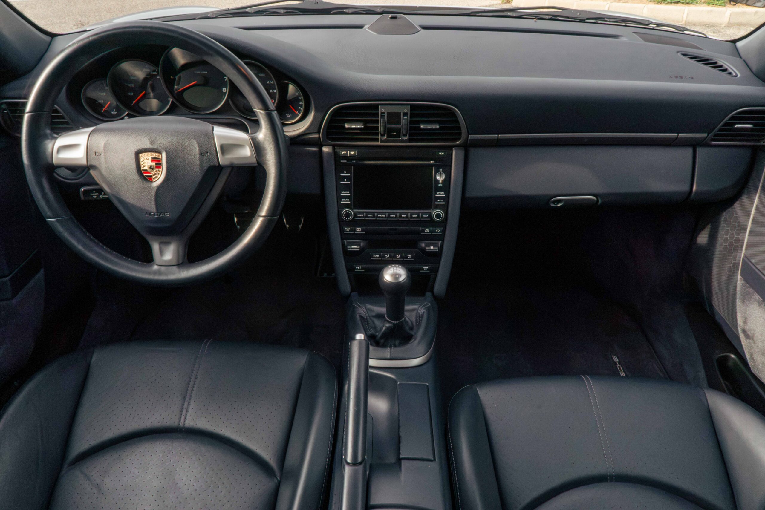 PORSCHE 997.2 CARRERA 2 – Image 29
